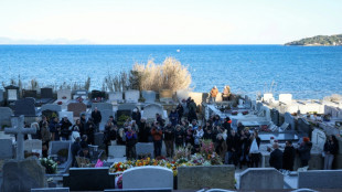 Mourners pay tribute to Brigitte Bardot at Saint-Tropez funeral 