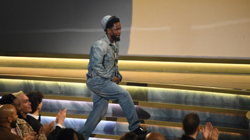 Kendrick Lamar se lleva el Grammy a la Grabaci&oacute;n del a&ntilde;o con "Not Like Us"