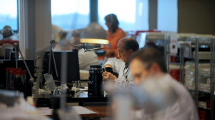 D'Hollywood au champ de bataille, l'oeil de l'optique de pr&eacute;cision