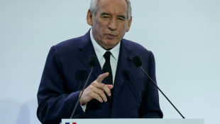 Francia anuncia un importante plan de ajuste fiscal para financiar el gasto militar