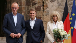 Merz nennt Empfang in Macrons Sommerresidenz "au&szlig;ergew&ouml;hnliche Ehre"