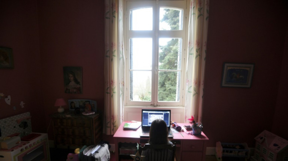 Violences sexuelles: la "Ciivise des jeunes" demande de mieux protéger les mineurs sur les réseaux sociaux