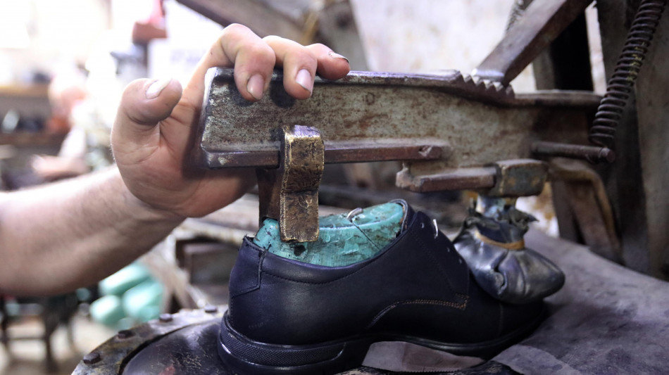 Cna, in 10 anni perse 128mila imprese ma il 2025 tiene