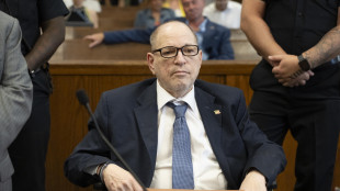 Weinstein, il nuovo processo a New York si terr&agrave; in autunno