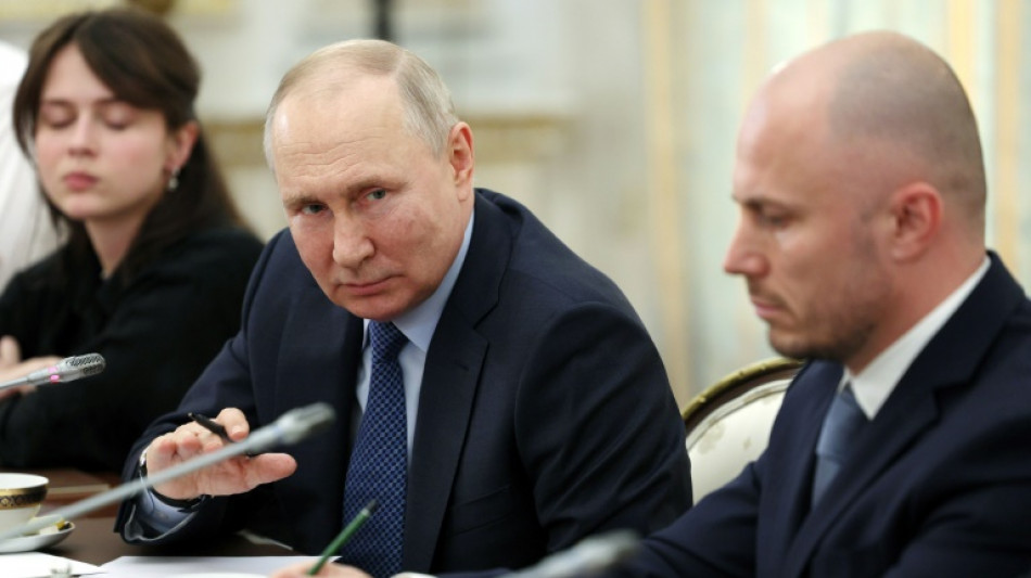Tropas ucranianas sofrem baixas quase 'catastr&oacute;ficas', diz Putin 