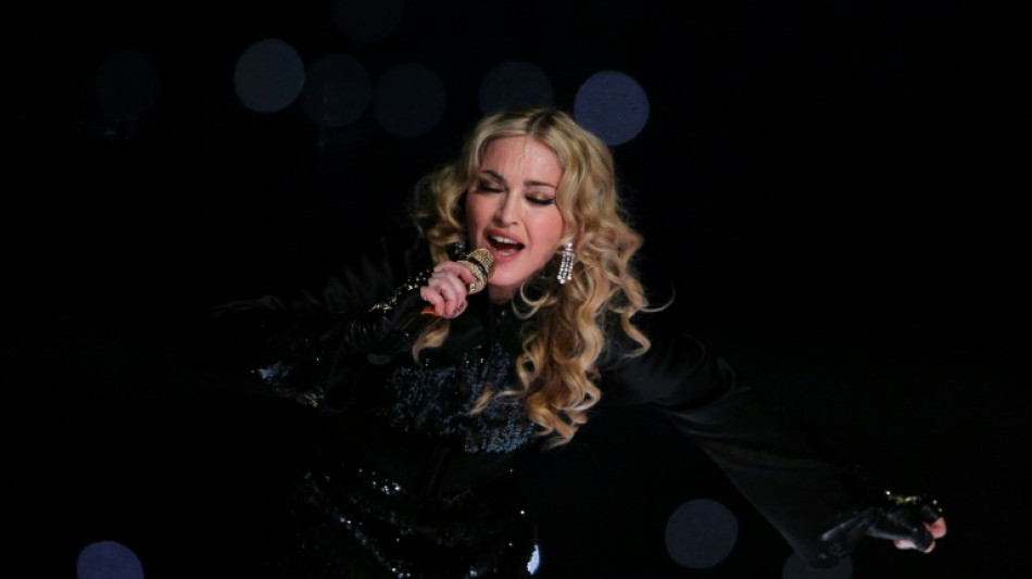 Madonna, en "v&iacute;a de recuperarse" tras su hospitalizaci&oacute;n