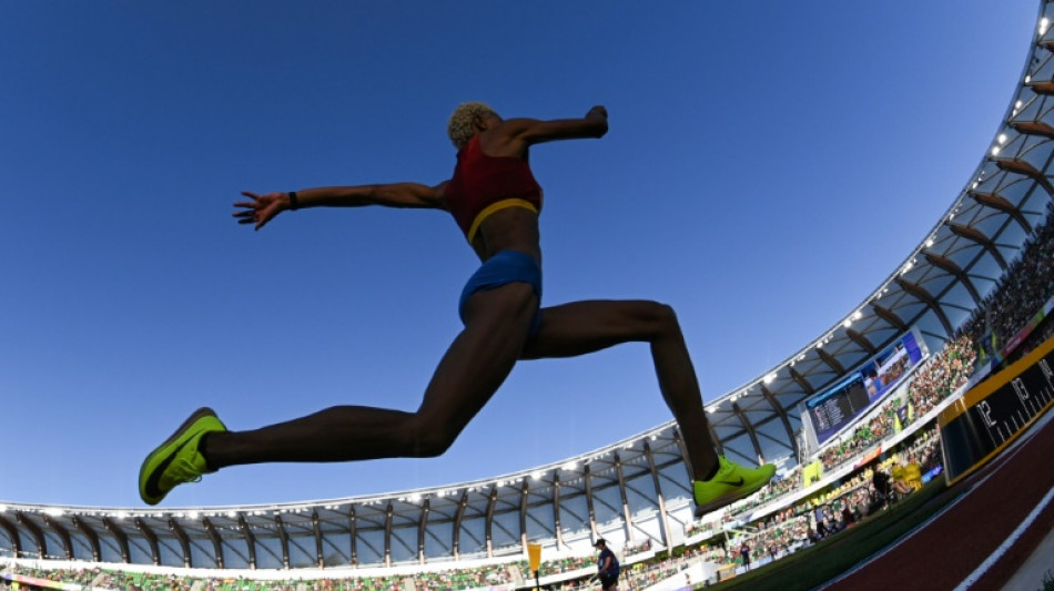 Yulimar Rojas ilumina Eugene con su tercer t&iacute;tulo mundial consecutivo