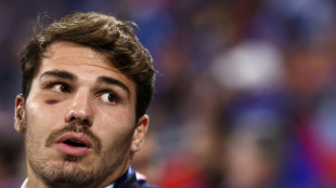 XV de France: Dupont autoris&eacute; &agrave; reprendre les entra&icirc;nements par son chirugien (f&eacute;d&eacute;ration)