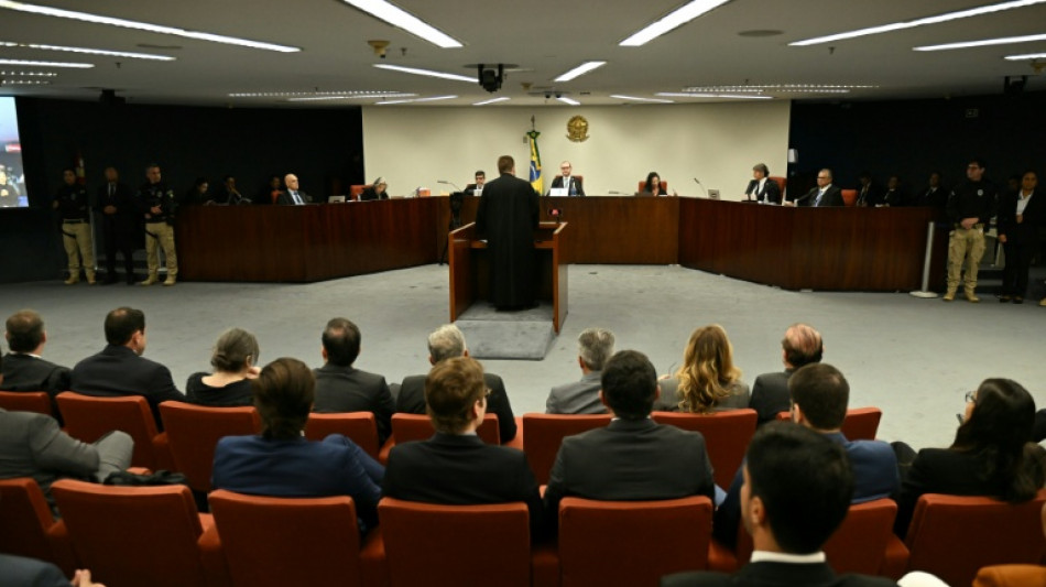 Putschprozess gegen Brasiliens Ex-Staatschef: Anw&auml;lte fordern Freispruch f&uuml;r Bolsonaro