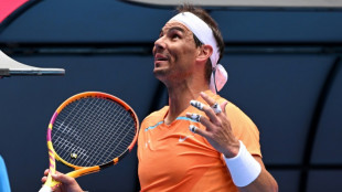 Sin raqueta y con su hijo en la grada, la otra cara del debut de Nadal