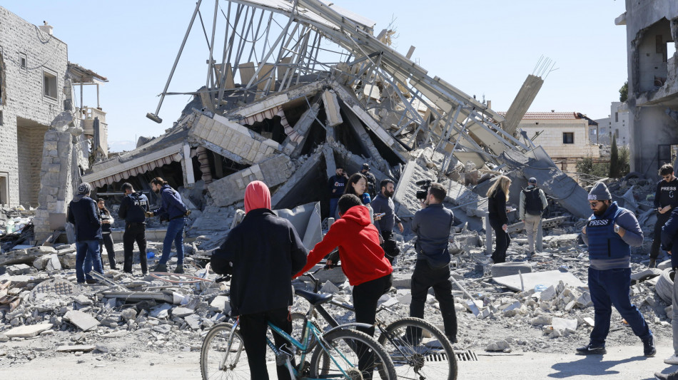 Beirut, '8 morti nei raid israeliani nell'est del Paese'