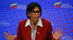 Venezuela dice que Guyana salió "trasquilada" en la CIJ y ratifica referendo