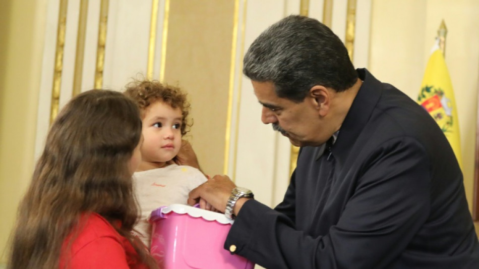 Venezuela repatr&iacute;a a ni&ntilde;a separada de sus padres deportados de EEUU