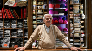 La competencia de las sotanas: ¿qué vestirá el nuevo papa?