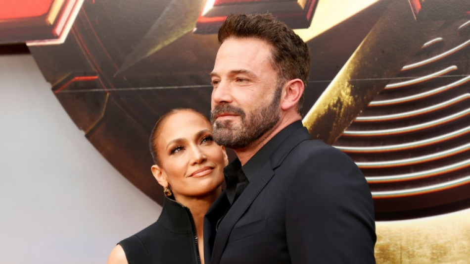 Jennifer Lopez pide el divorcio de Ben Affleck, seg&uacute;n medios de EEUU
