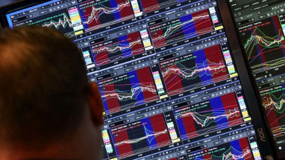 Wall Street termine sans direction claire, digère la baisse des taux de la Fed