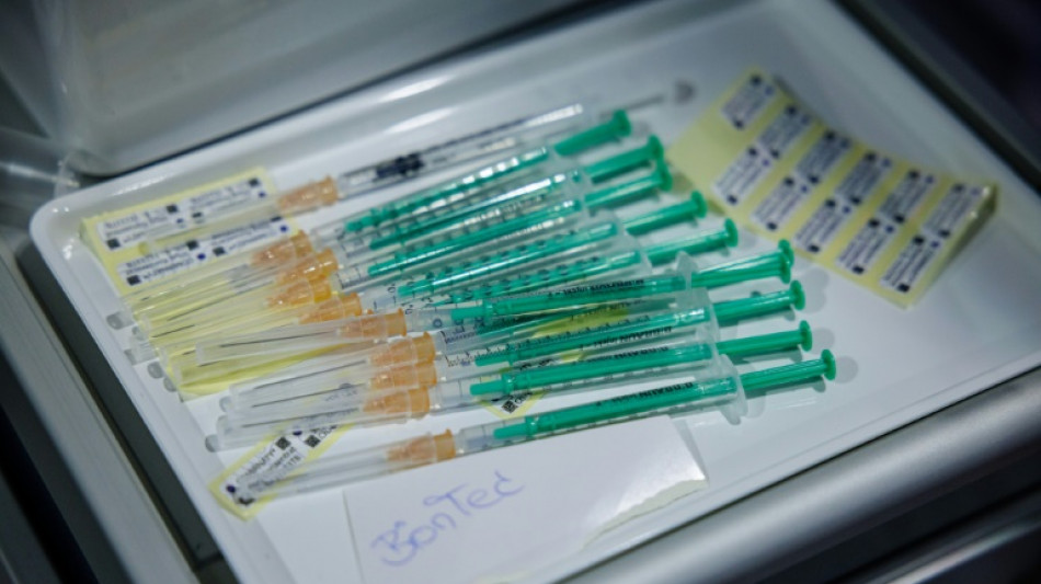 Hessischer Arzt soll hunderte gefälschte Impfpässe ausgestellt haben