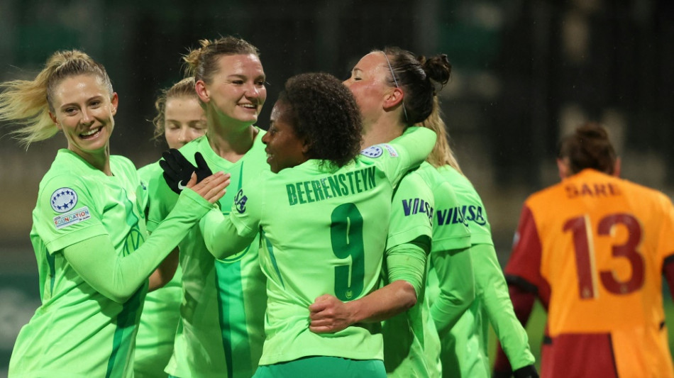 Dreierpack Popp: Wolfsburg im Jubil&auml;umsspiel ohne M&uuml;he