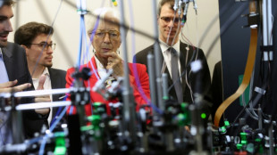 BCE mant&eacute;m taxas de juros