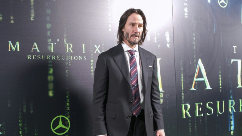 Coproductores de "Matrix Resurreciones" demandan a Warner Bros. por lanzamiento en streaming