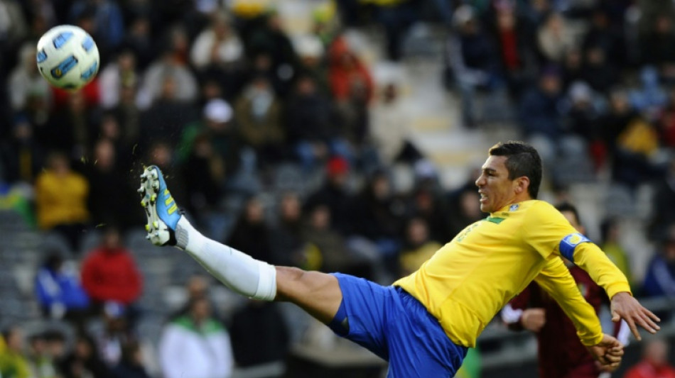 Foot: l'ex-d&eacute;fenseur br&eacute;silien Lucio s&eacute;rieuseent br&ucirc;l&eacute; et hospitalis&eacute;