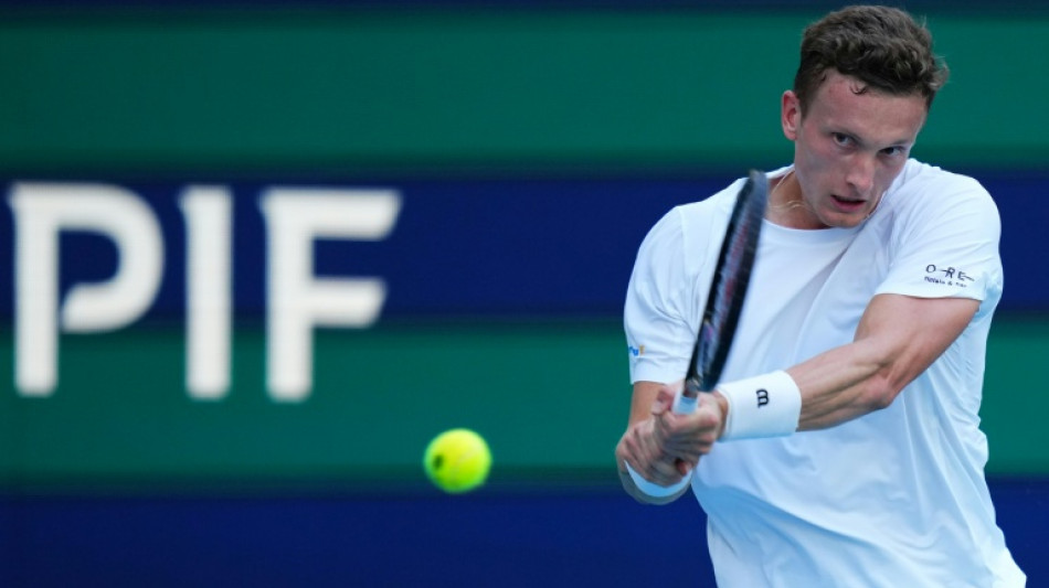 Lehecka vence promessa espanhola Landaluce e vai &agrave;s semifinais do Masters de Miami