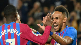 El Bar&ccedil;a supera al Celta y se agarra a la segunda plaza liguera