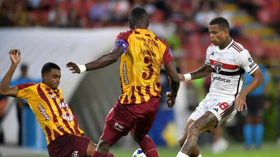 S&atilde;o Paulo empata com Tolima (0-0) e segue liderando grupo D da Sul-Americana