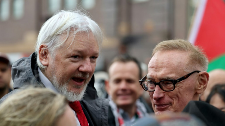 Assange marschiert bei pro-palästinensischer Demo über Sydney Harbour Bridge