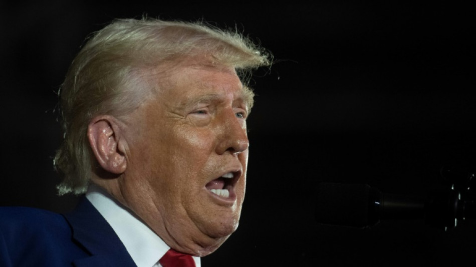 US-Wirtschaft schrumpft im ersten Quartal - Trump gibt Biden die Schuld