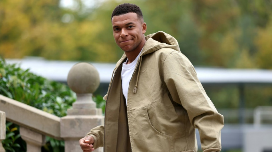 Com dores no tornozelo, Mbapp&eacute; n&atilde;o participa do treino da Fran&ccedil;a