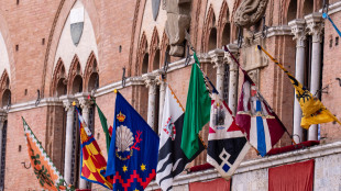 ++ Palio di Siena, nuovo rinvio per la pioggia ++
