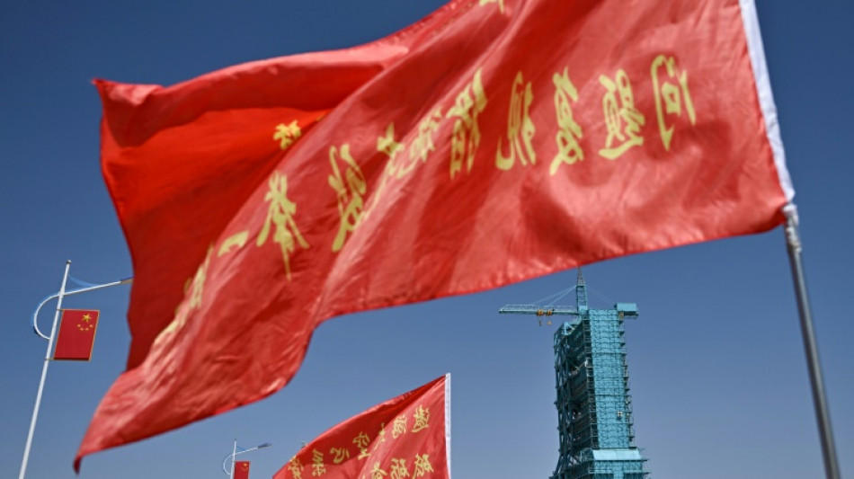La Chine envoie un nouvel &eacute;quipage vers sa station spatiale