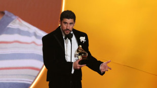 Bad Bunny couronn&eacute; lors des 68e Grammy Awards, plaidoyer contre la politique migratoire de Trump