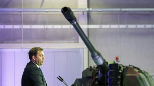 Rheinmetall er&ouml;ffnet Europas gr&ouml;&szlig;tes Munitionswerk - Klingbeil: Signal an Ukraine