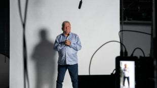 Holograma del capit&aacute;n Kirk: William Shatner se teletransporta a otro pa&iacute;s