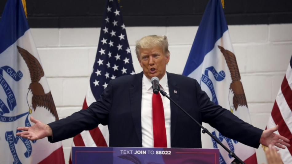 Advogada de Trump diz que documentos levados tinham perdido sigilo e eram lembran&ccedil;as
