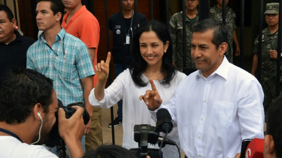 Ex-primeira-dama do Peru chega ao Brasil ap&oacute;s condena&ccedil;&atilde;o por lavagem de dinheiro