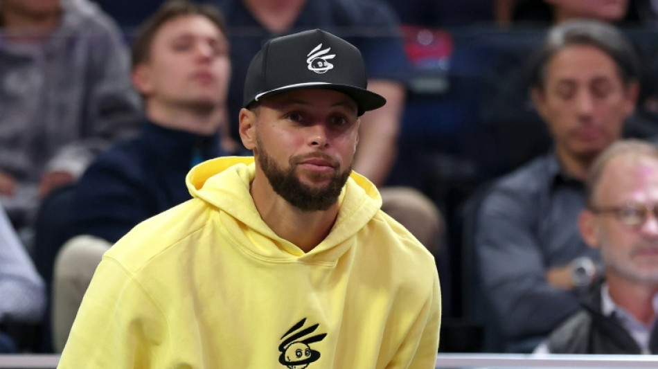 NBA: Stephen Curry prolonge avec les Golden State Warriors (club)