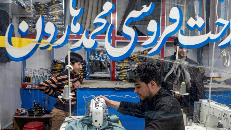 Alfaiates afeg&atilde;os est&atilde;o sobrecarregados antes do fim do ramad&atilde;