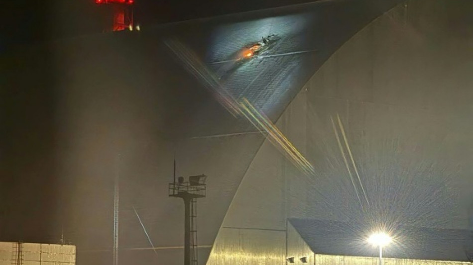 Zelenski afirma que un dron ruso "golpe&oacute;" un contenedor nuclear&nbsp;de Chern&oacute;bil sin aumentar la radiaci&oacute;n