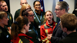 Trauer und Wut nach Anschlag vor Synagoge in Manchester: Ein Opfer starb durch Polizeisch&uuml;sse