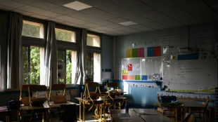 Fermer les &eacute;coles ou les laisser ouvertes malgr&eacute; la chaleur: le dilemme des maires