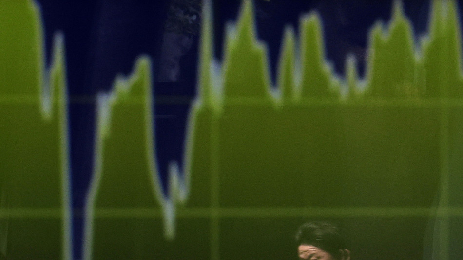 Borsa: Tokyo, apertura in aumento (+0,68%)