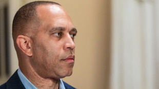 Homem indultado por invas&atilde;o ao Capit&oacute;lio &eacute; preso por amea&ccedil;ar legislador de morte