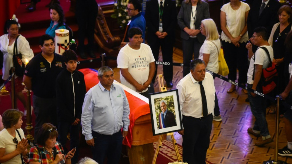 'Estamos vivos gra&ccedil;as a dele', dizem mineiros resgatados em 2010 em funeral de Pi&ntilde;era