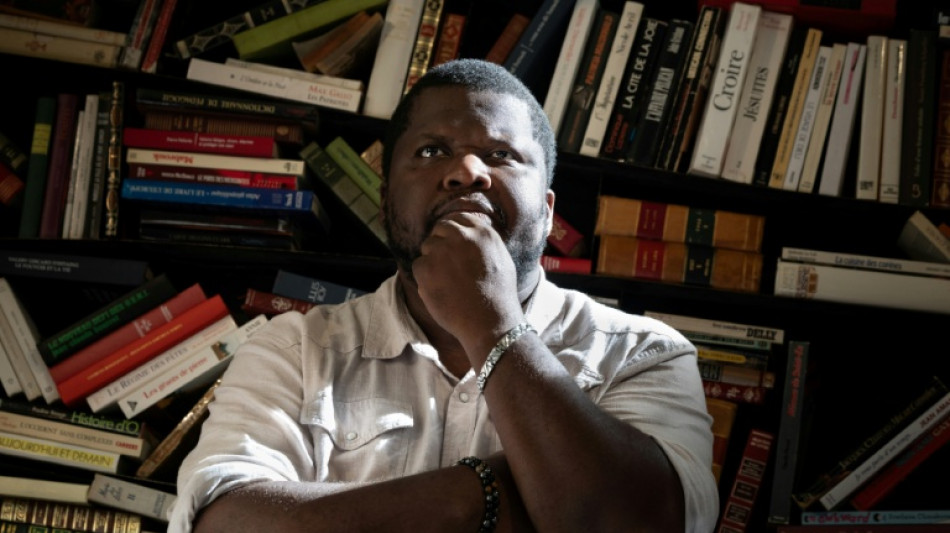 Un prestigioso premio literario de Francia retira una novela candidata por sospechas de IA