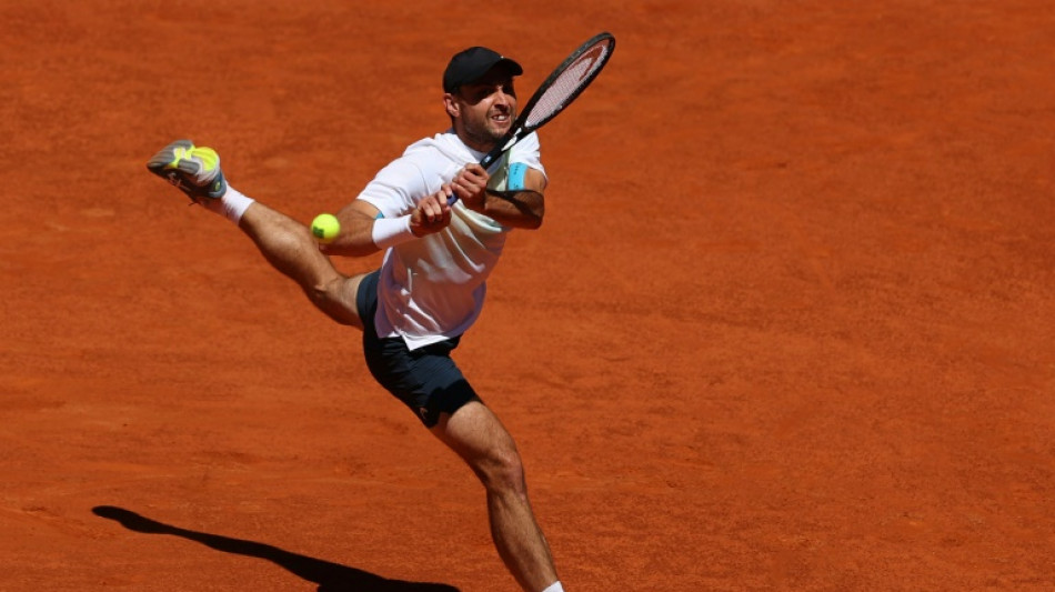 Karatsev vence Zhang e avan&ccedil;a &agrave;s semifinais em Madri