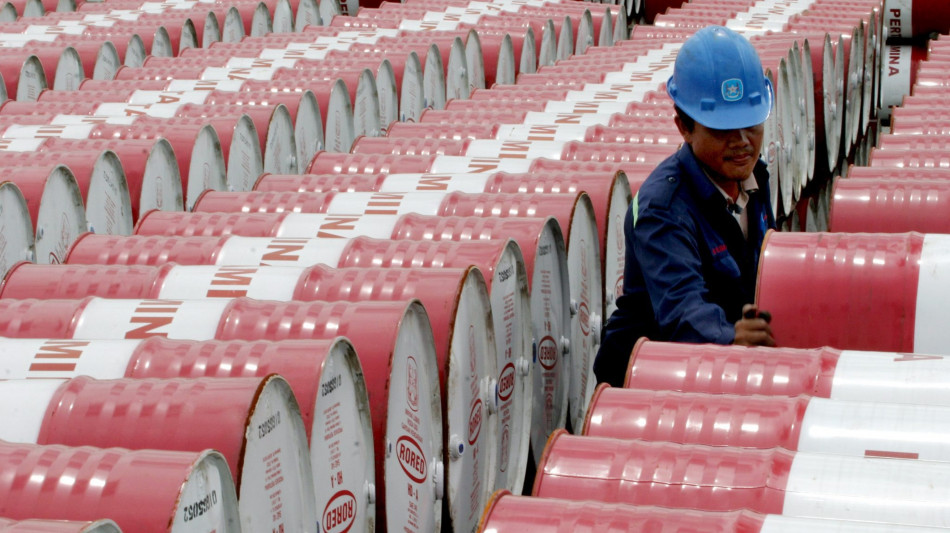 Petrolio e gas in aumento, il Brent a 113 dollari