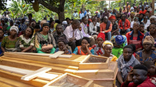 Uganda prende 20 'colaboradores' de rebeldes islamitas após massacre em escola